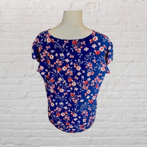 Liz Claiborne Blue and Pink Floral Short Sleeve Blouse in Size Large - Picture 2 of 5